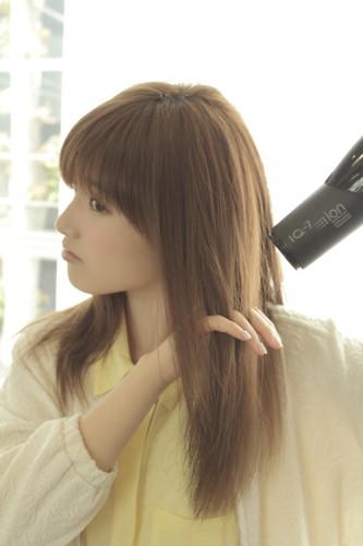 家での髪の乾かし方(ハンドドライ)