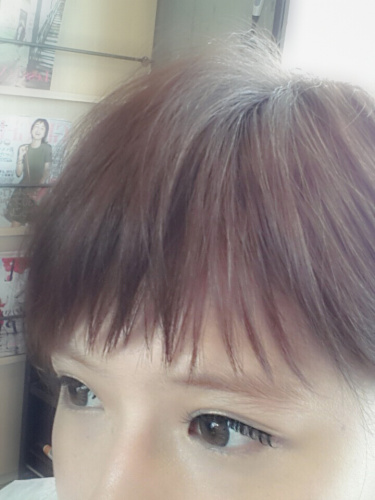 前髪短くすると幼くなるのが心配な時は、軽めの【ギザバング】がおススメ!!