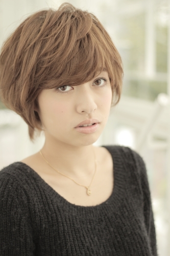 渋谷早紀 しぶやさき 丸顔さん、面長さんでも出来るセットが簡単なショートの髪型【パーマなし・髪質硬め・くせ有】