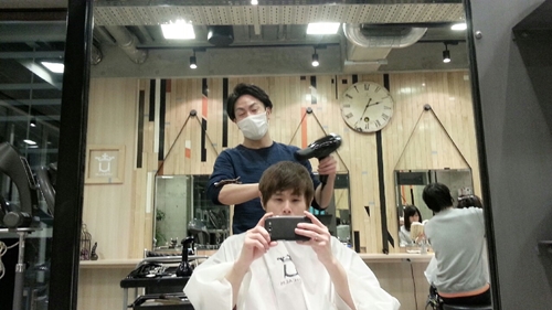 美意識が高い男子になりたいので、美意識が高い男子にカットしてもらった3