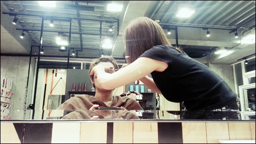 【メンズの眉カット】整えるだけでも印象が変わりますよ03