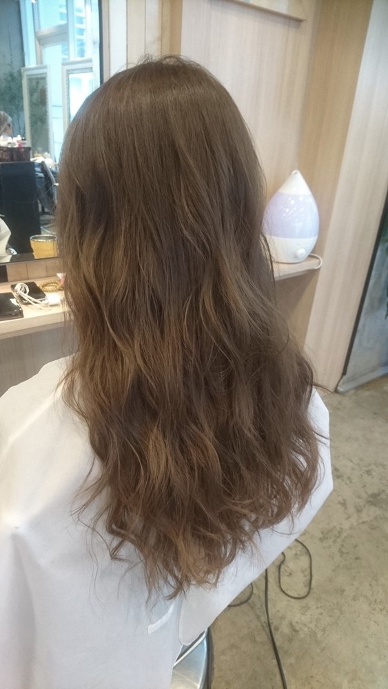 ブリーチ無しのプラチナシルバーカラー 髪のコンディションは髪色に影響する 美容師 谷垣良和オフィシャルブログ U Realm Ginza 銀座の美容室