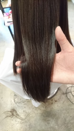 イルミナカラーの魅力とは?(透明感・ツヤ感・ダメージレス・アッシュが綺麗に染まる)09