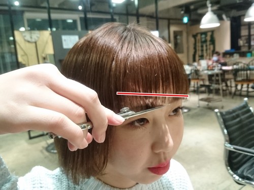 自分で前髪を切るときに注意した方が良いことは何ですか?【美容師のQ&A】23