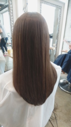 ナチュラルでツヤっぽいイルミナカラー【ヌード】03