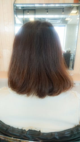 【黒染め落としの施術例】2ヵ月前の黒染めから明るすぎず暗すぎずのラベンダーアッシュ4