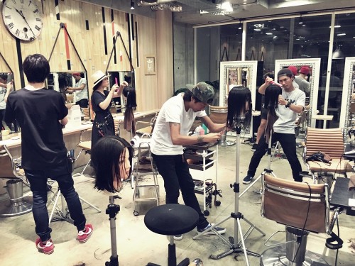 さらに技術を極めろ!スタイリスト全員参加のカットレッスン08